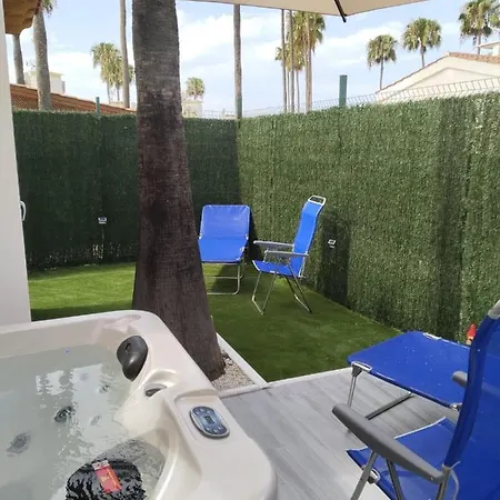 Chalet Luxury With Privacy And Jacuzzi *
