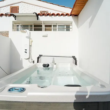 Chalet Luxury With Privacy And Jacuzzi By Canarias Prime Homes Maspalomas (Gran Canaria)