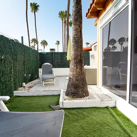 Luxury With Privacy And Jacuzzi By Canarias Prime Homes シャレー マスパロマス