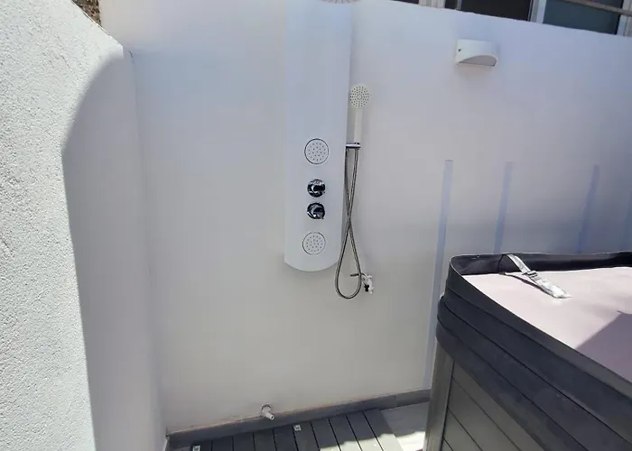 Luxury With Privacy And Jacuzzi By Canarias Prime Homes シャレー マスパロマス