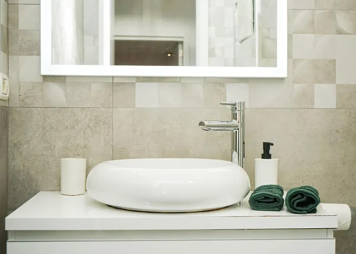 Luxury With Privacy And Jacuzzi By Canarias Prime Homes シャレー